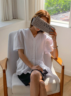 Maternity*lovely Pintuck Blouse