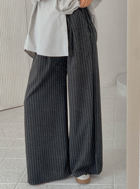 Maternity*Toronto Pintuck Wide Pants