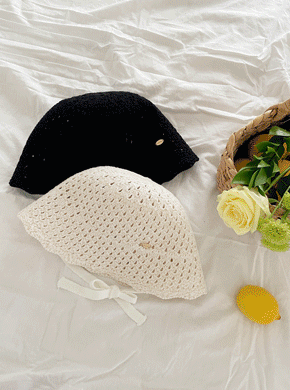Rivet-punched strap hat