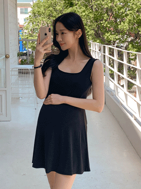 Maternity*Cooling Square Neck One Piece (3-tier hem / Weekly shooting)